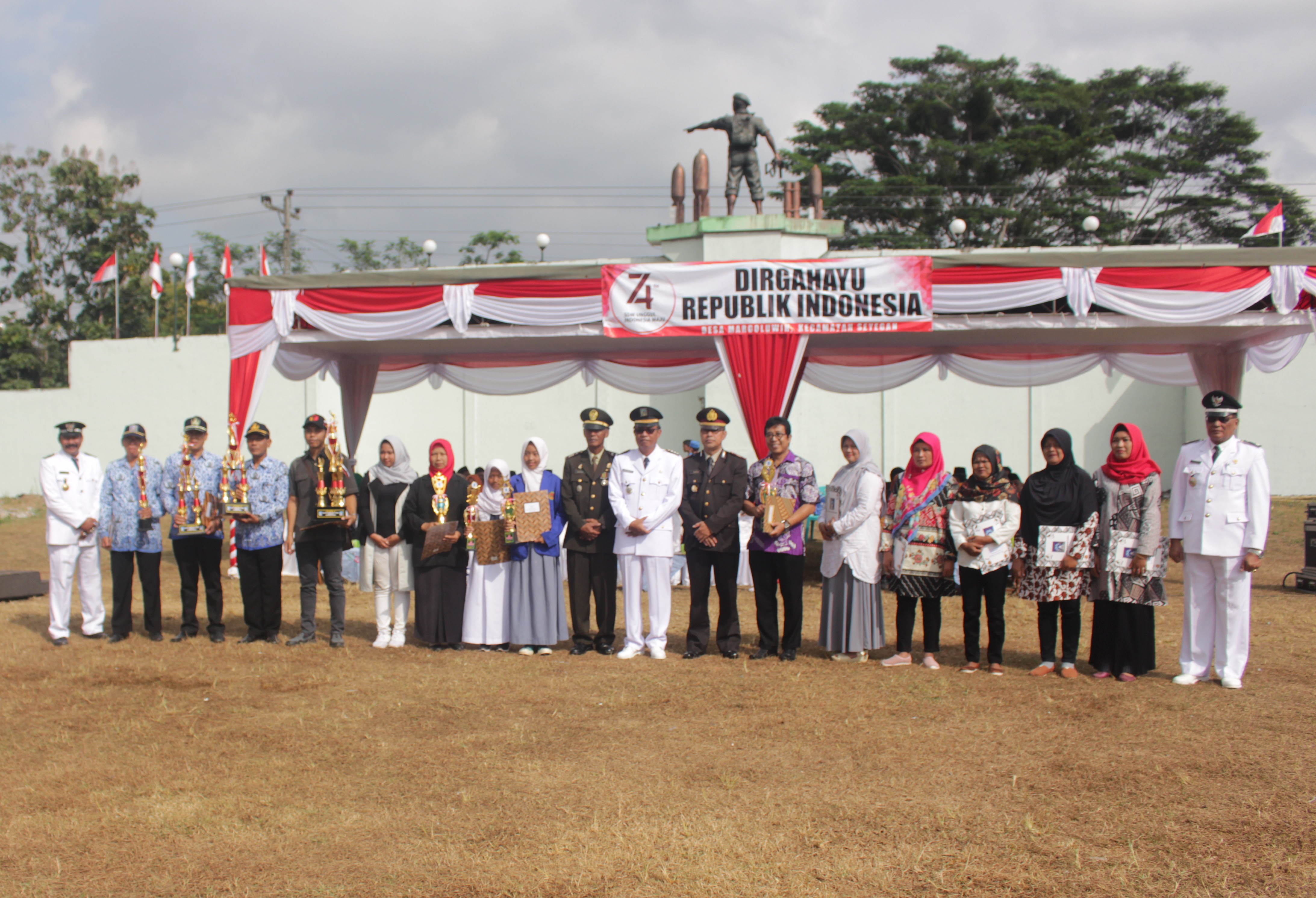 Seyegan Apresiasi PKH yang “Merdeka” bebas dari KK Miskin