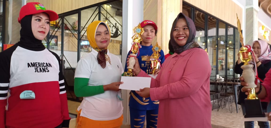 Ikuti Gelar Lomba Senam SKJ Jadul, Kecamatan Seyegan Raih Juara III