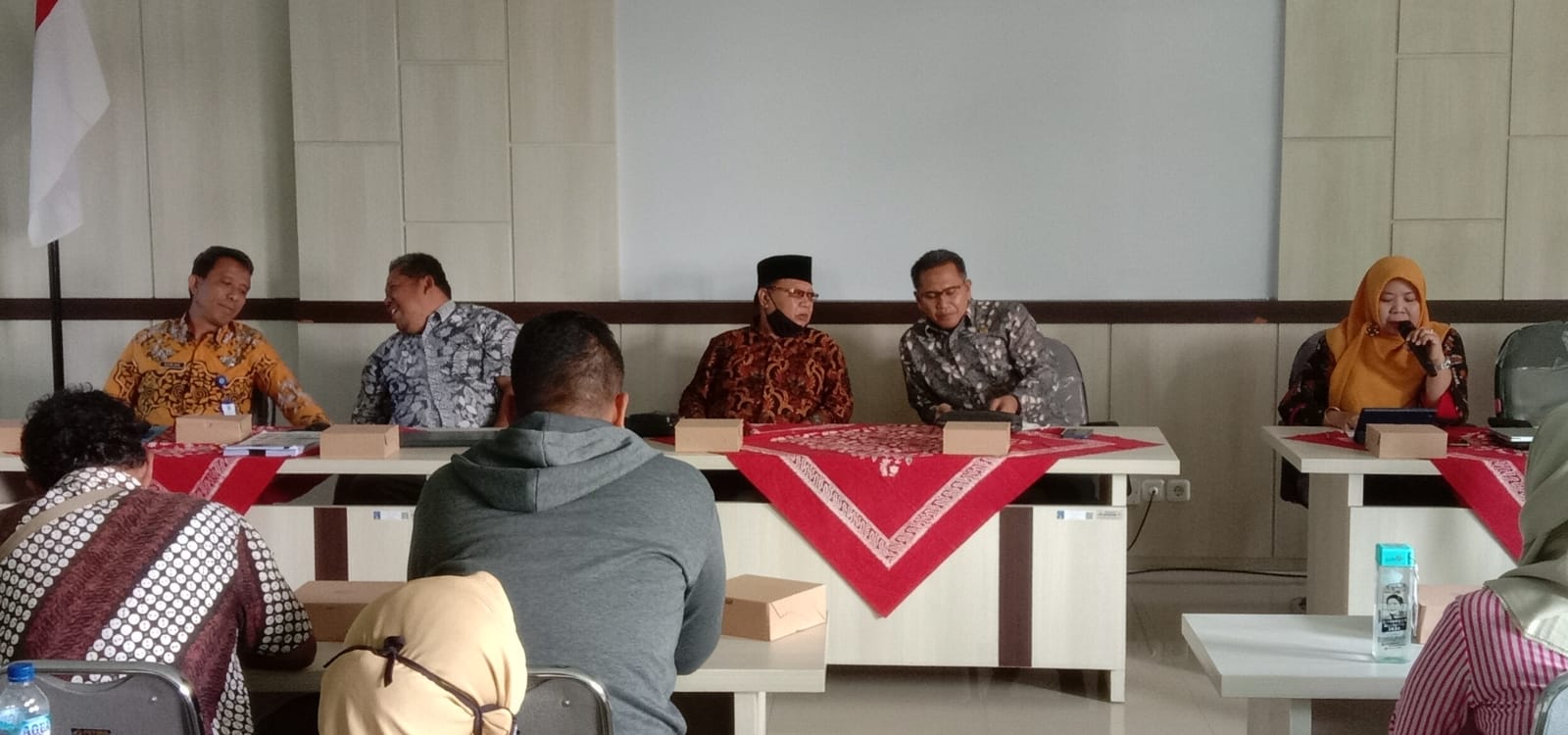 Disperindag Sosialisasi Bedah Warung Sleman Barat Bersama DPRD