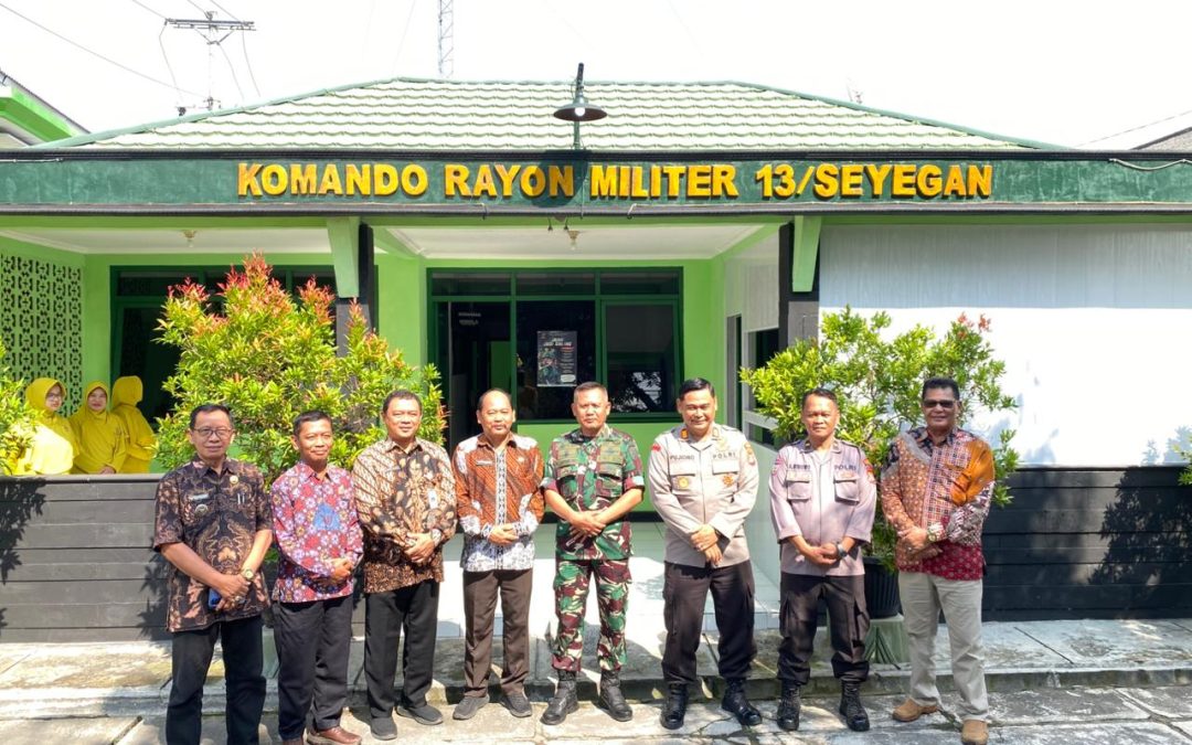 Sinergi Kapanewon Seyegan dan TNI, Panewu Seyegan Bersama Forkopimkapan Silaturahmi ke Koramil dalam HUT ke-80 TNI